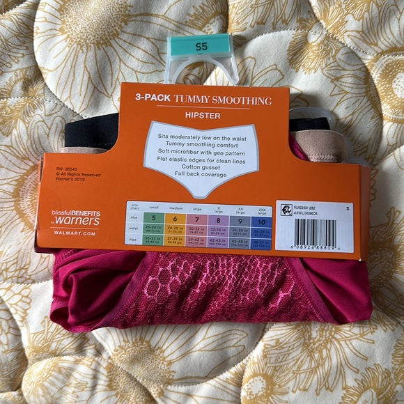 🥰 2/$15 3 pack hipsters - Picture 2 of 3